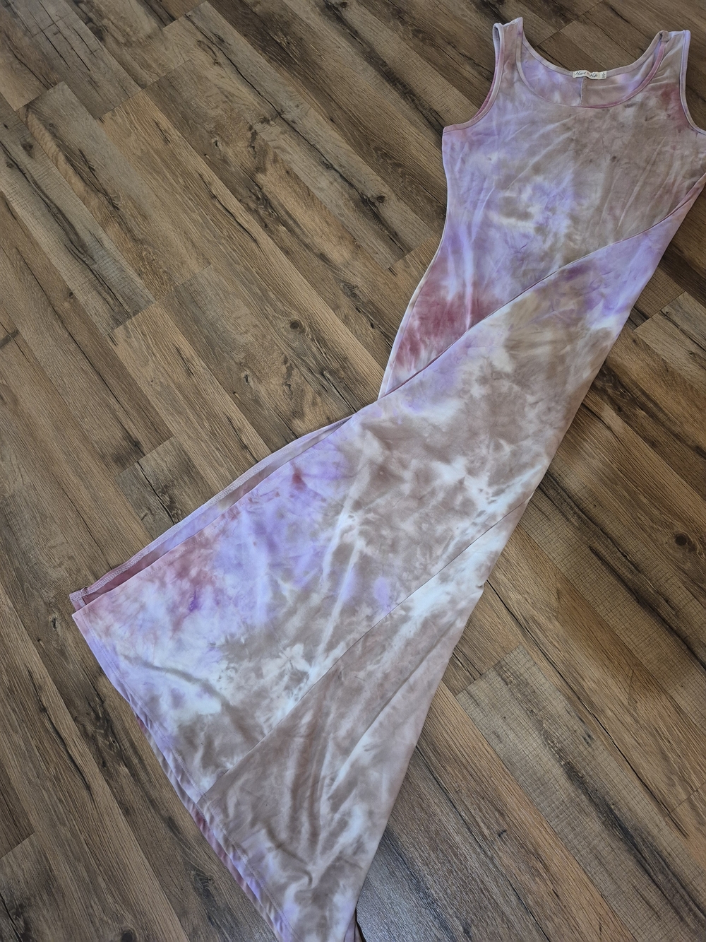 HEART HIPS- Lavender/Pink Tie-Dye Tank Maxi Dress. NWOT!